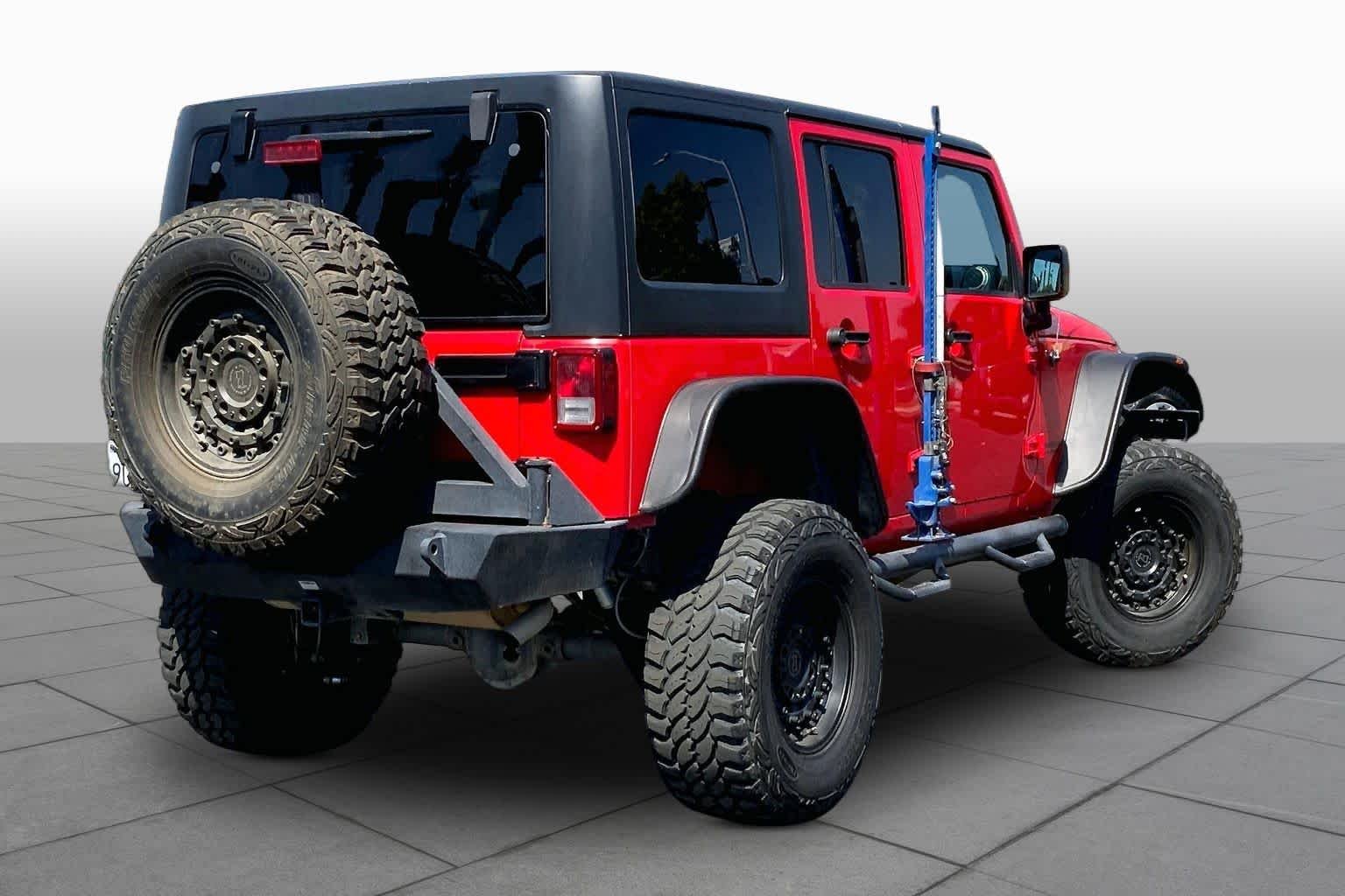 Used 2017 Firecracker Red Clearcoat Jeep Rubicon image 11
