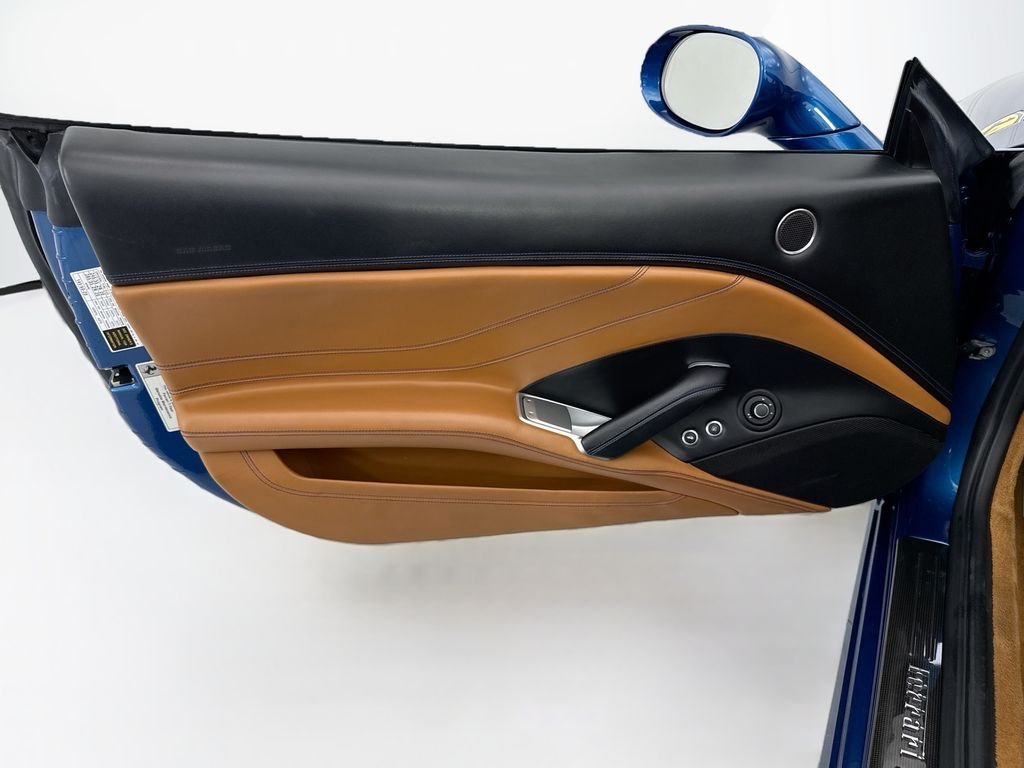 Used 2015 Blu California Ferrari T image 30