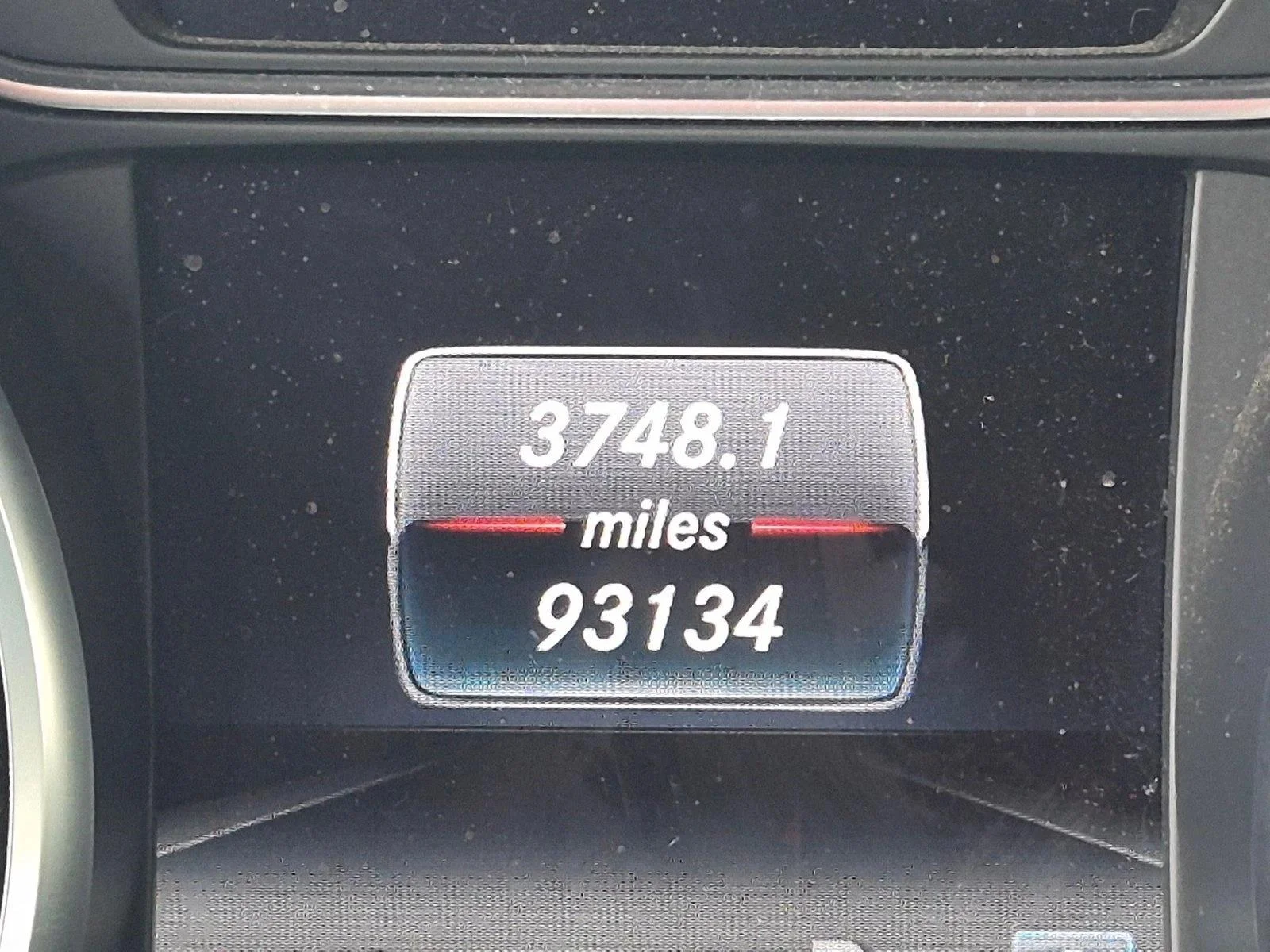 Used 2017 Mountain Grey Metallic Mercedes-Benz CLA 250 image 9