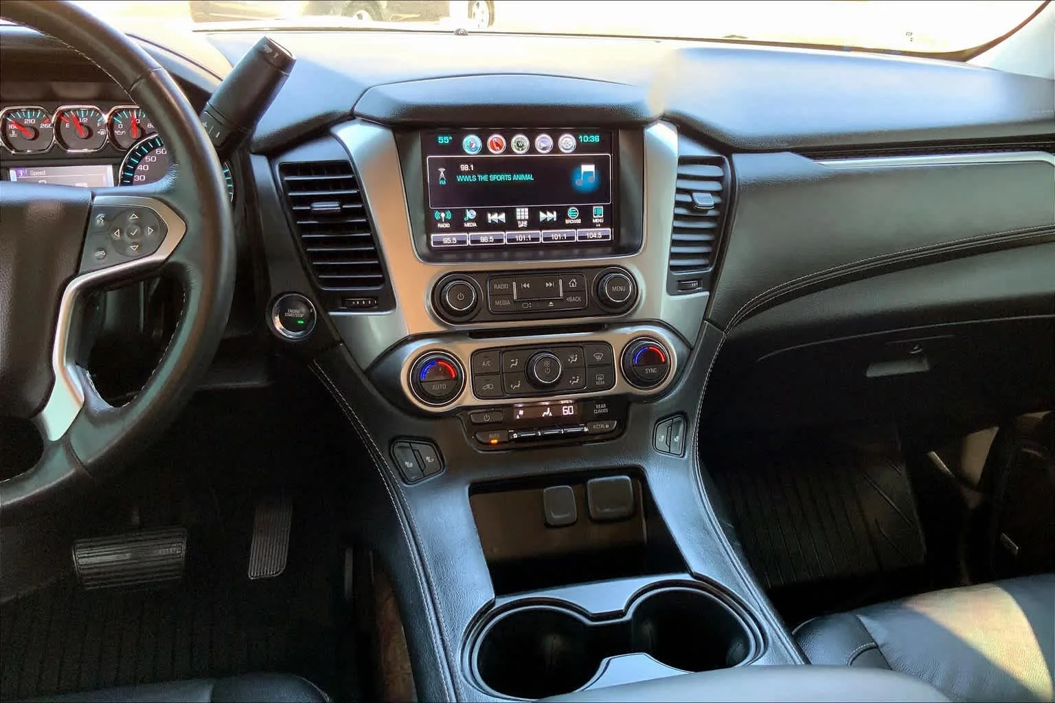 Used 2018 TUNGSTEN METALLIC Chevrolet LT image 5