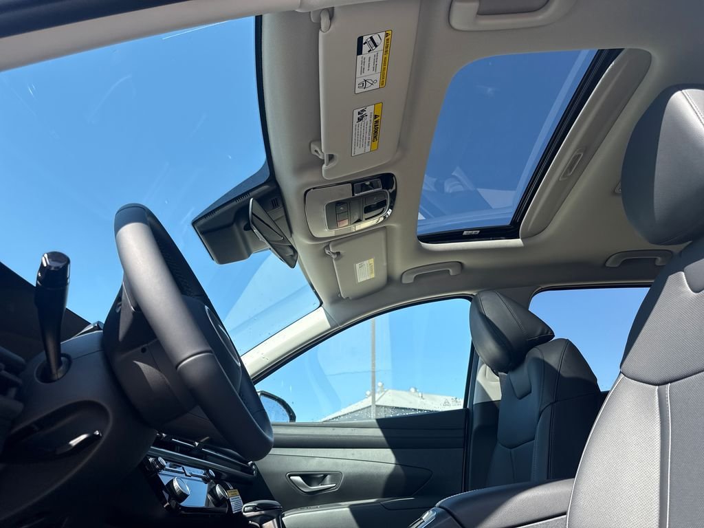 New 2026 White Hyundai SEL Premium image 21