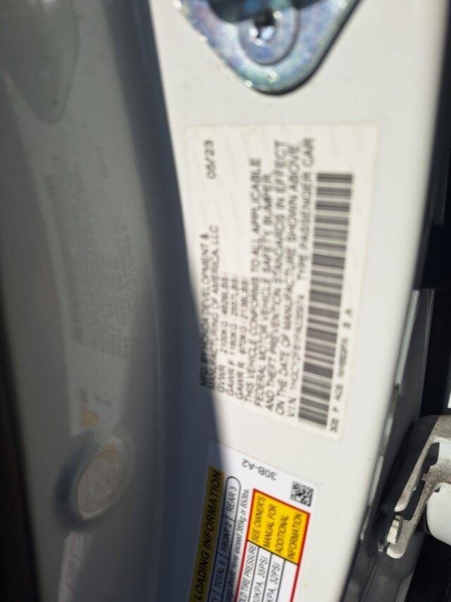 Used 2023 Platinum White Pearl Honda Touring image 36