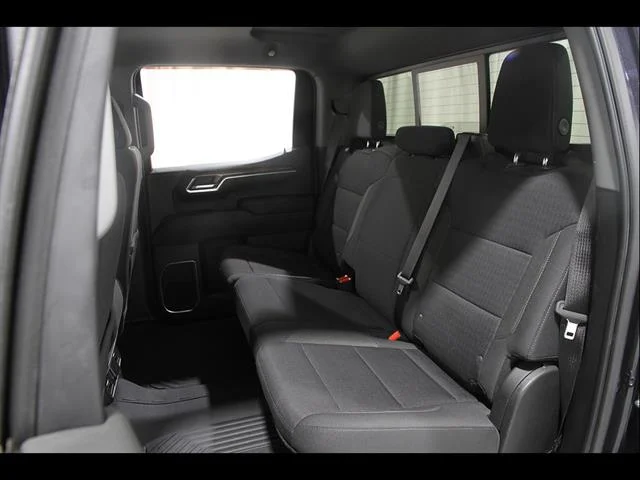 2022 Chevrolet Silverado 1500 LT - Photo 18