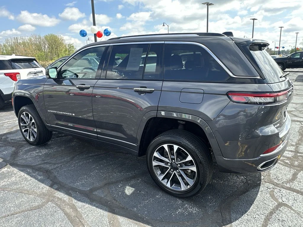 Used 2024 Gray Jeep Overland image 6