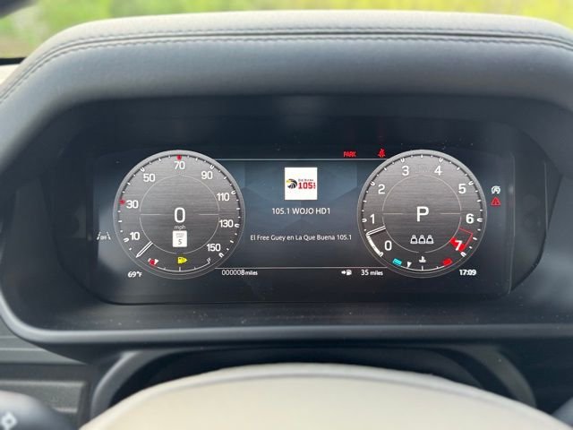 New 2026 Santorini Black Land Rover X-Dynamic SE image 25