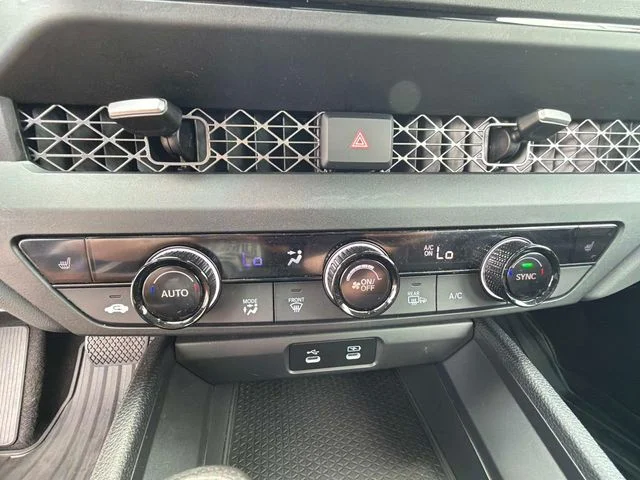 Used 2024  Honda EX image 28