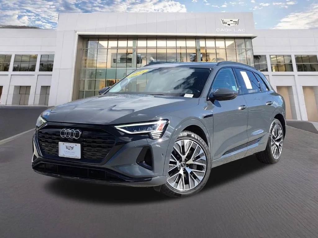 2024 Audi Q8 e-tron