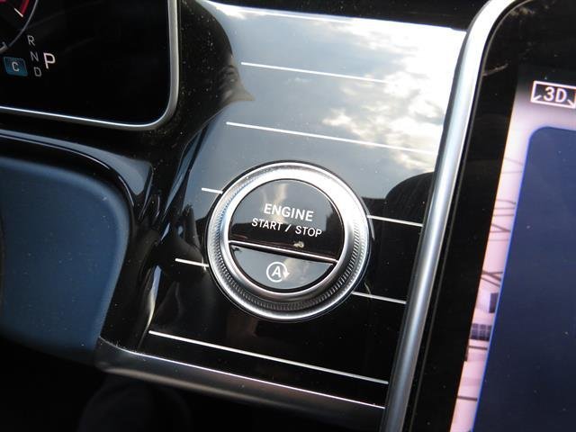 Certified Used 2023 Nautical Blue Mercedes-Benz S 580 image 17