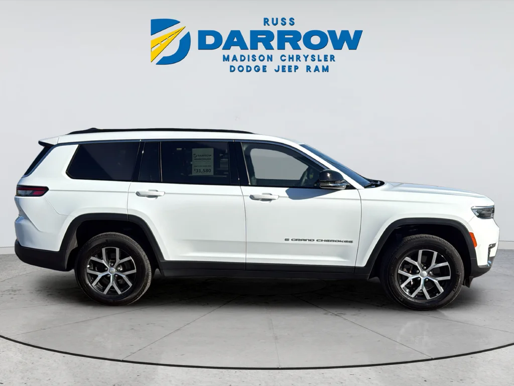 Certified Used 2024 White Jeep Limited image 6