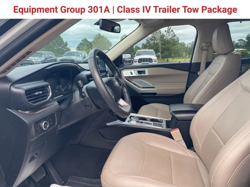 Used 2023 White Ford Limited image 14