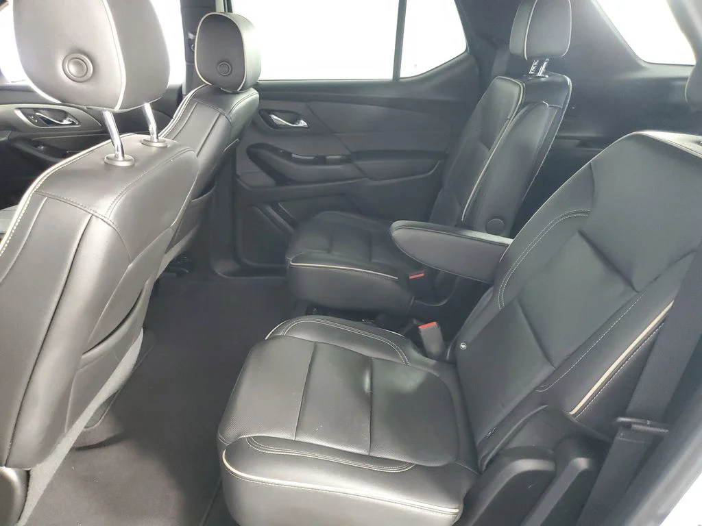 Used 2022 White Chevrolet Premier image 13