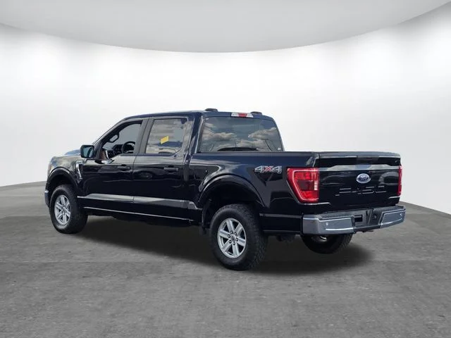 Certified Used 2022 Agate Black Metallic Ford XLT image 6