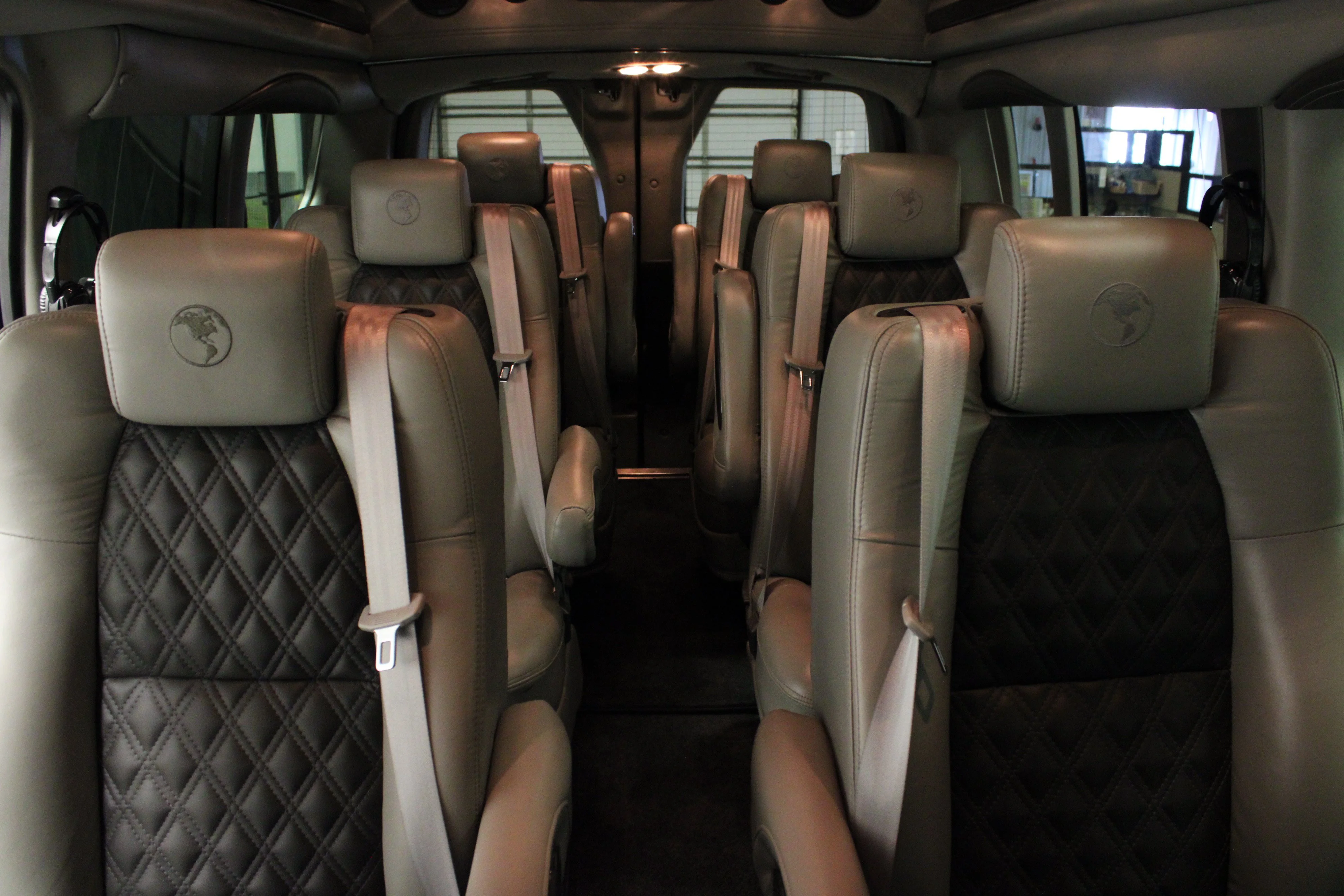 Used 2024 Carbonized Gray Metallic Ford  image 16