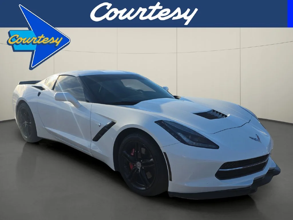 Used 2017 White Chevrolet Stingray image 1