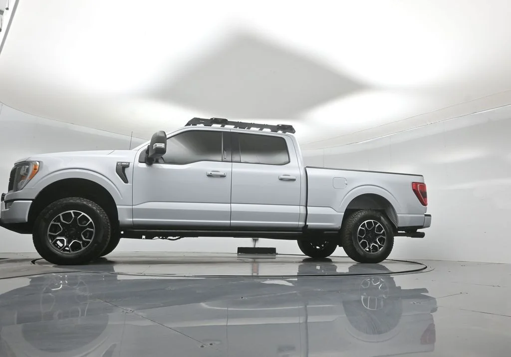 Used 2022 White Ford XLT image 49