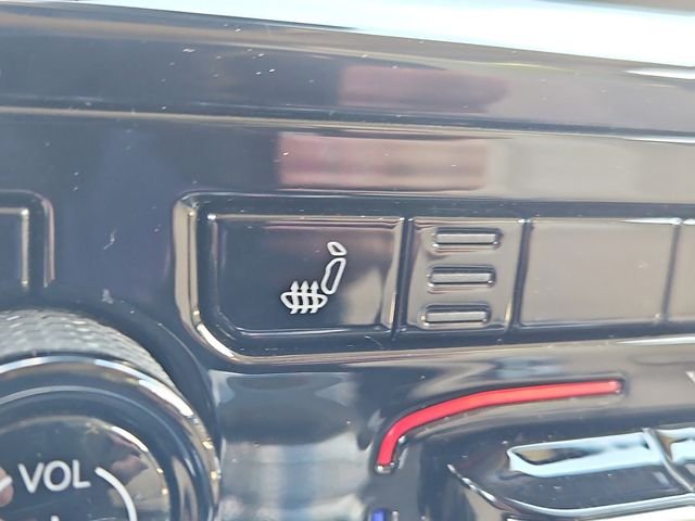 Used 2021 Bright White Clearcoat Jeep Limited image 31