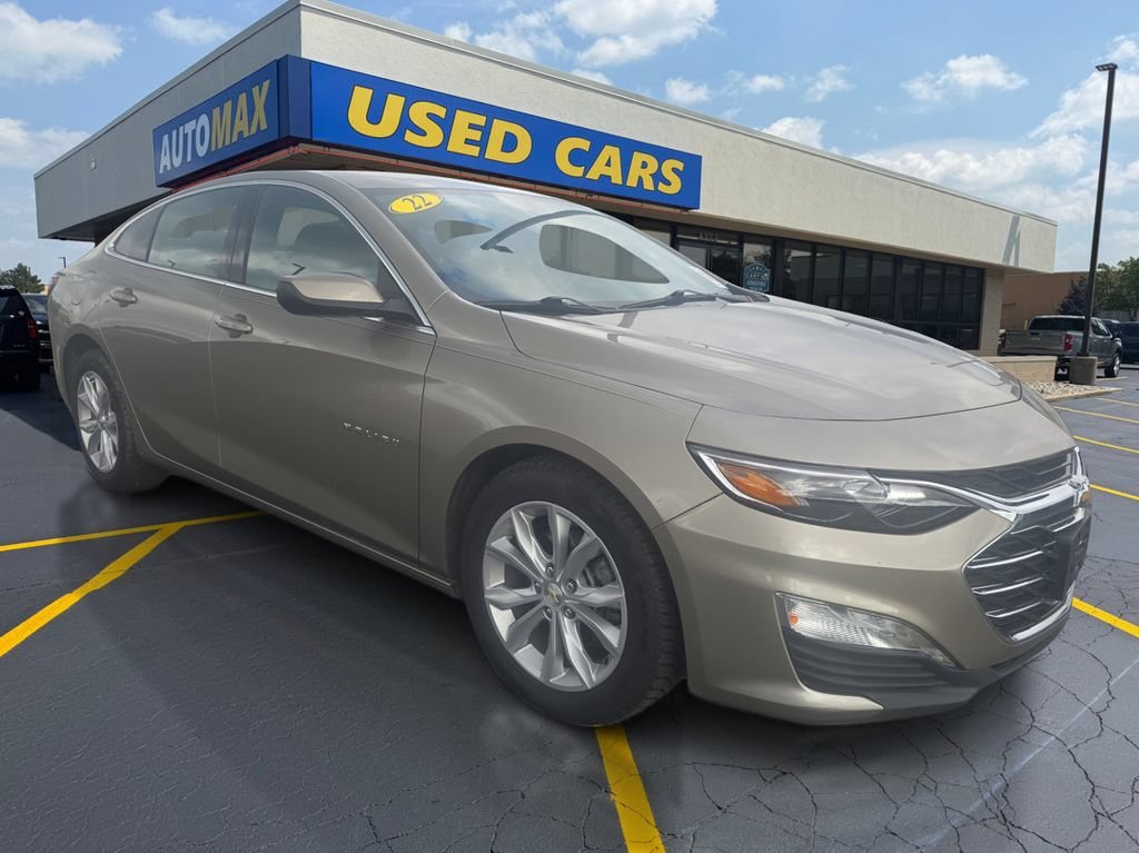 Used 2022 MINERAL GRAY METALLIC Chevrolet LT image 4
