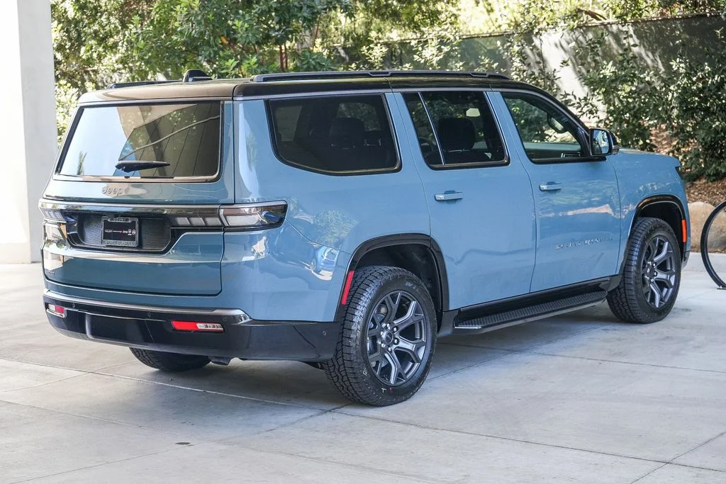 New 2026 Steel Blue Exterior Paint Jeep Upland image 6