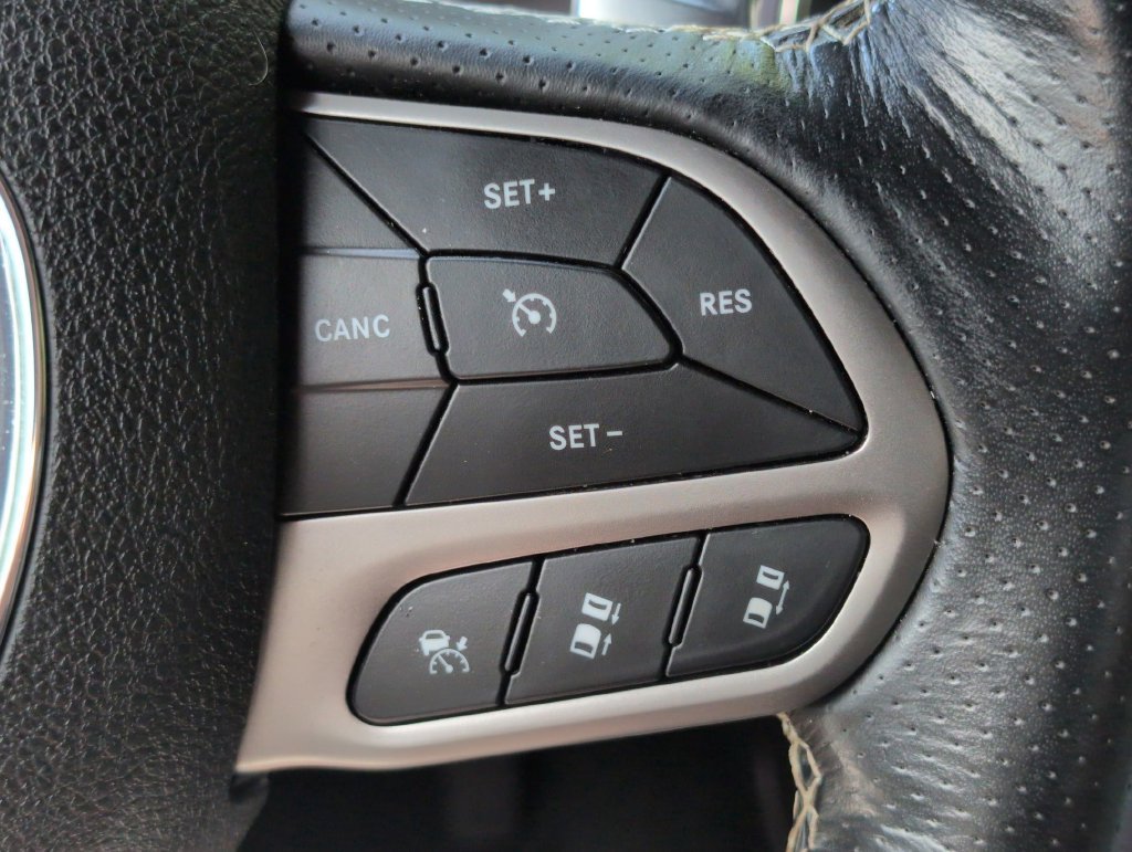 Used 2023 White Dodge SRT Hellcat Jailbreak image 23