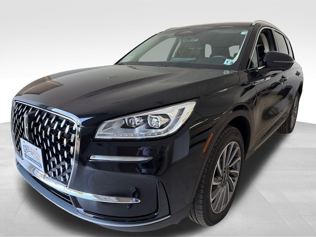 Used 2023 Black Metallic Lincoln Reserve image 3