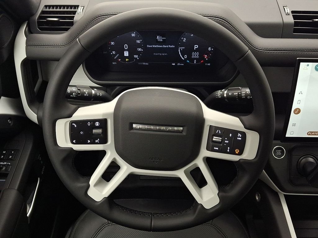 New 2026 Fuji White LAND ROVER X-Dynamic SE image 17