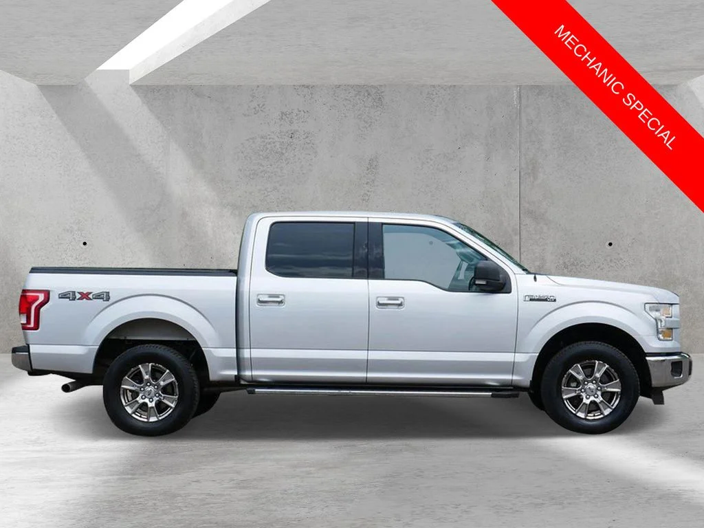 Used 2015 Silver Ford XLT image 2