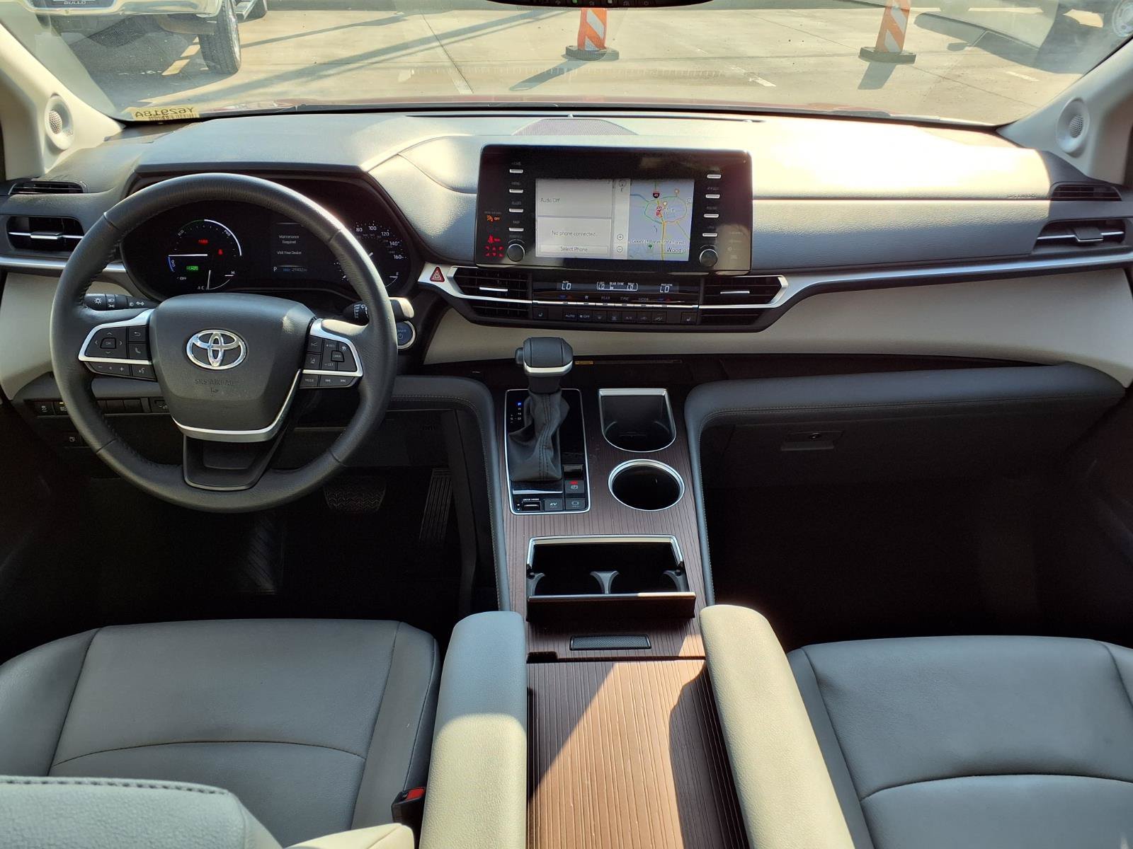 Certified Used 2024 Pearl Toyota XLE image 9