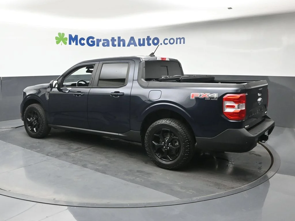 Used 2022 Blue Ford Lariat image 26