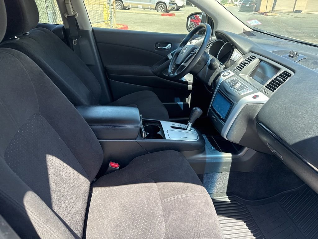 Used 2013 Blue Nissan S image 20