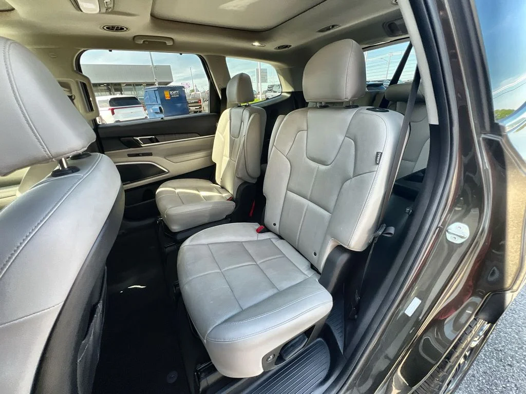 Used 2023 Green Kia SX image 23