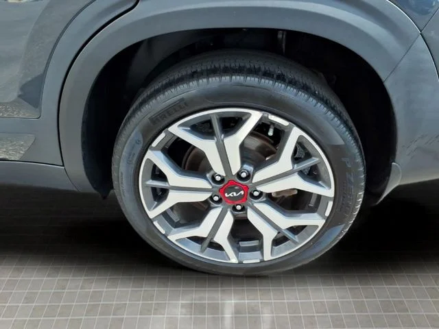 Used 2022 Gray Kia SX image 13