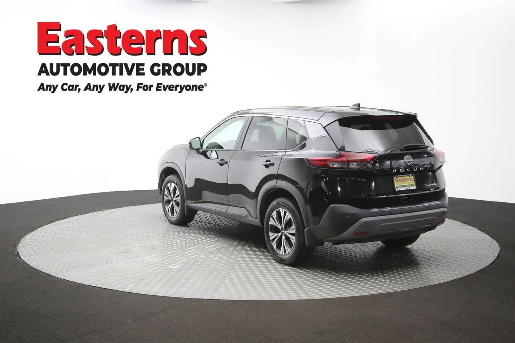 Used 2022 Black Nissan SV image 63