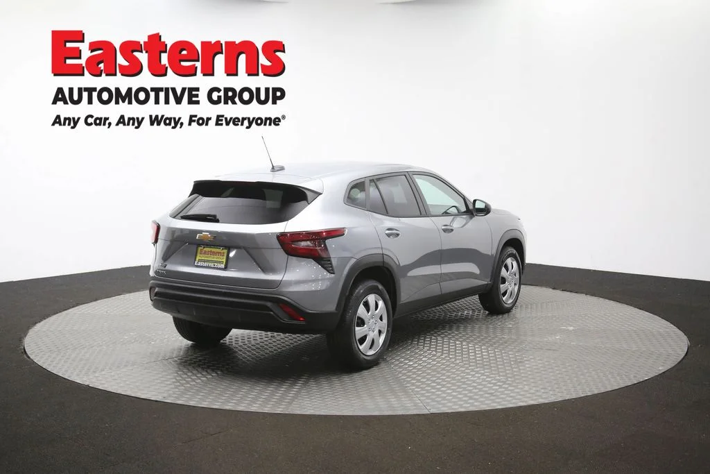 Used 2024 Gray Chevrolet LS image 39