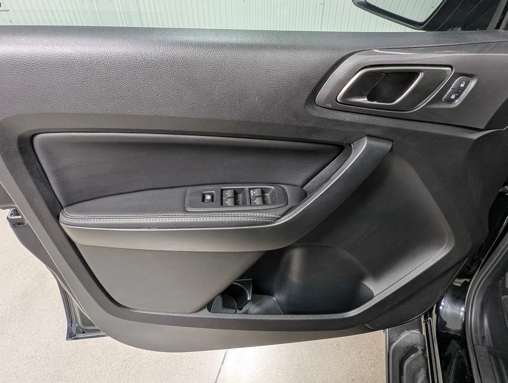 Used 2022 Shadow Black Ford Lariat image 10