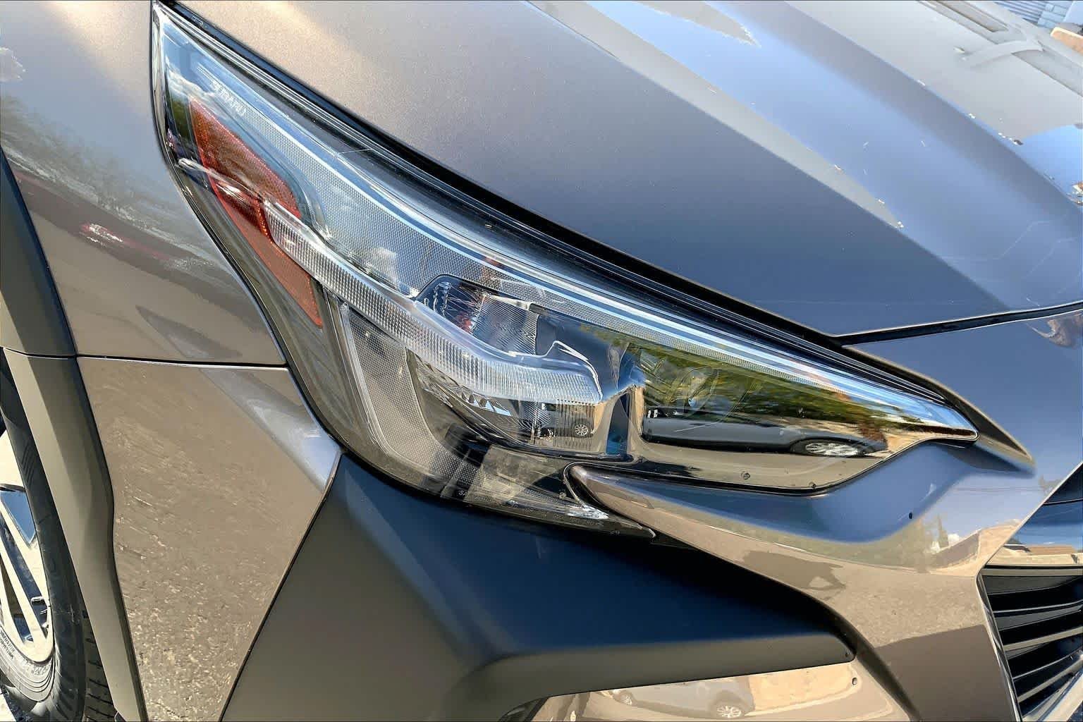 Used 2024 Brilliant Bronze Metallic Subaru Premium image 26