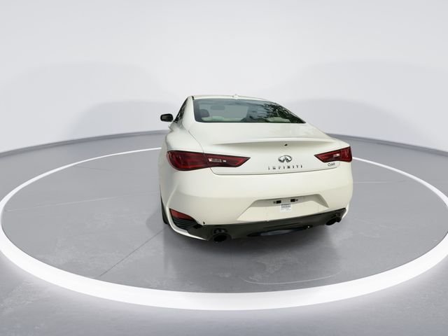 Used 2018 White INFINITI 3.0t LUXE image 6