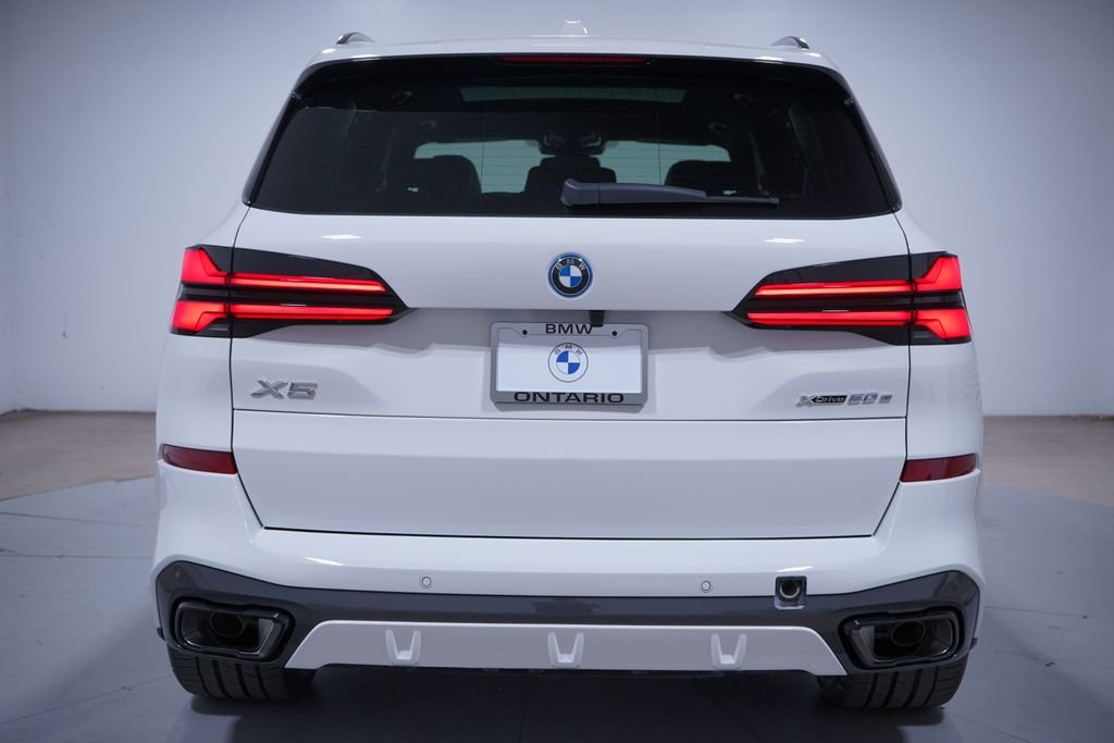 New 2026 Alpine White BMW xDrive50e image 5