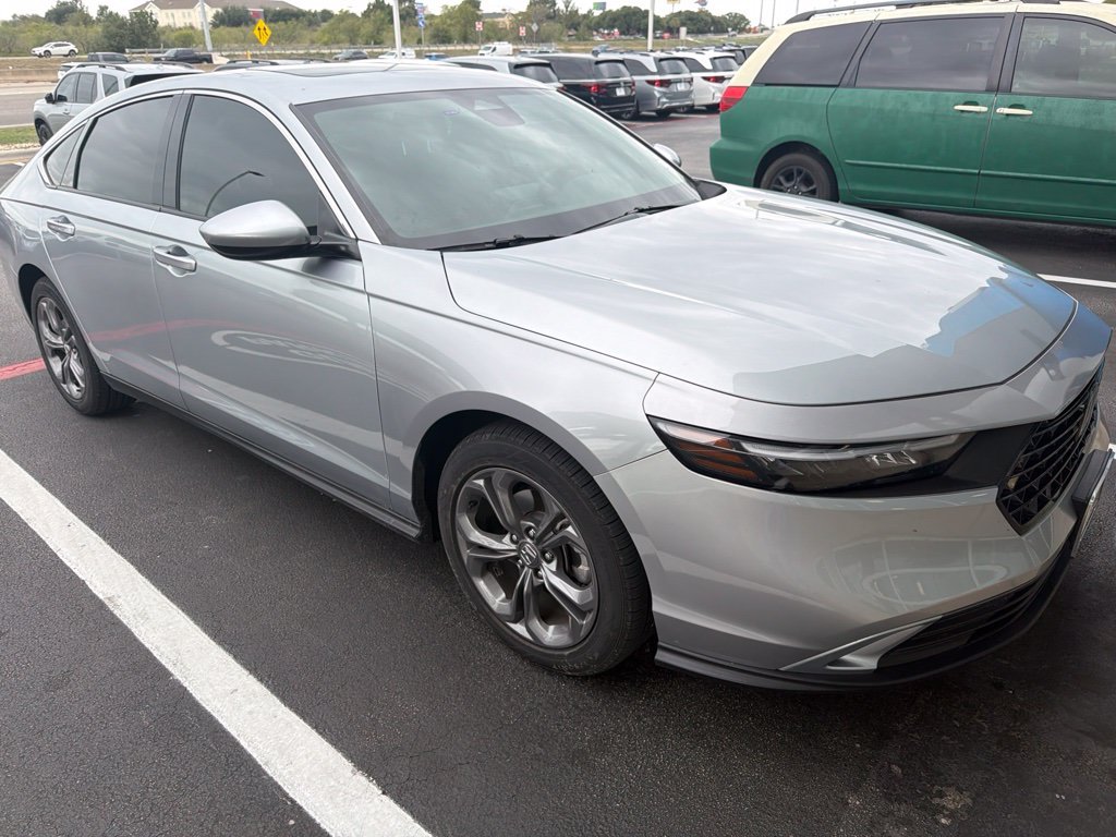 Certified Used 2024 Solar Silver Metallic Honda EX image 3