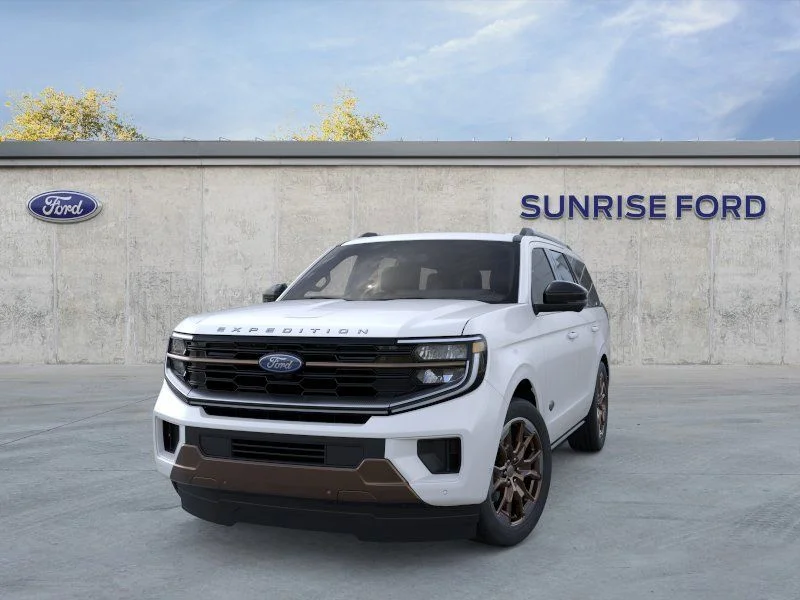 New 2026 Star White Metallic Tri-Coat Ford King Ranch® image 2