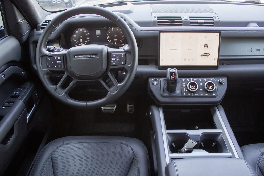 Used 2025 Carpathian Grey Prem Met Land Rover V8 image 13