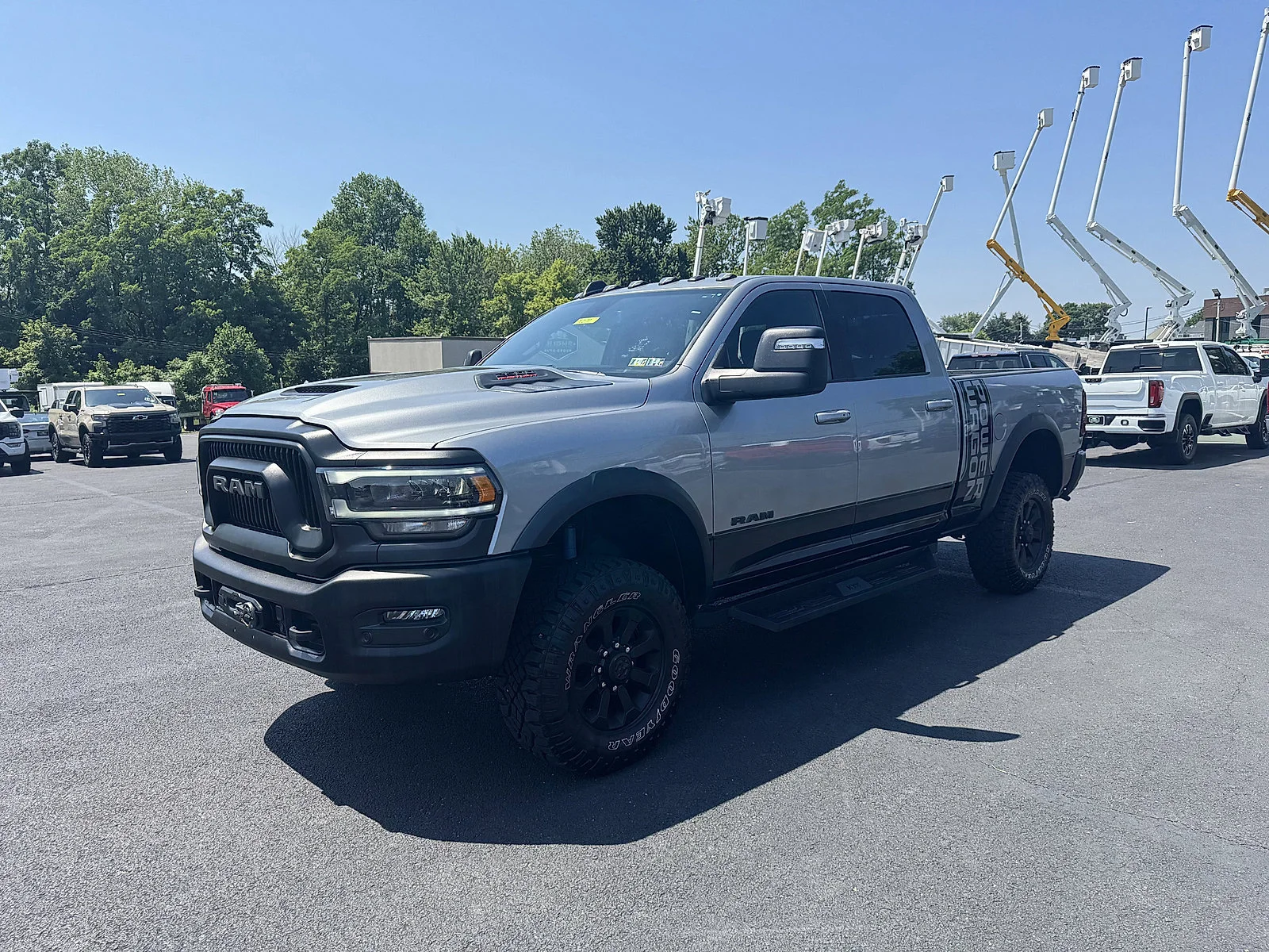 Used 2023 Billet Silver Metallic Clearcoat Ram Power Wagon image 7