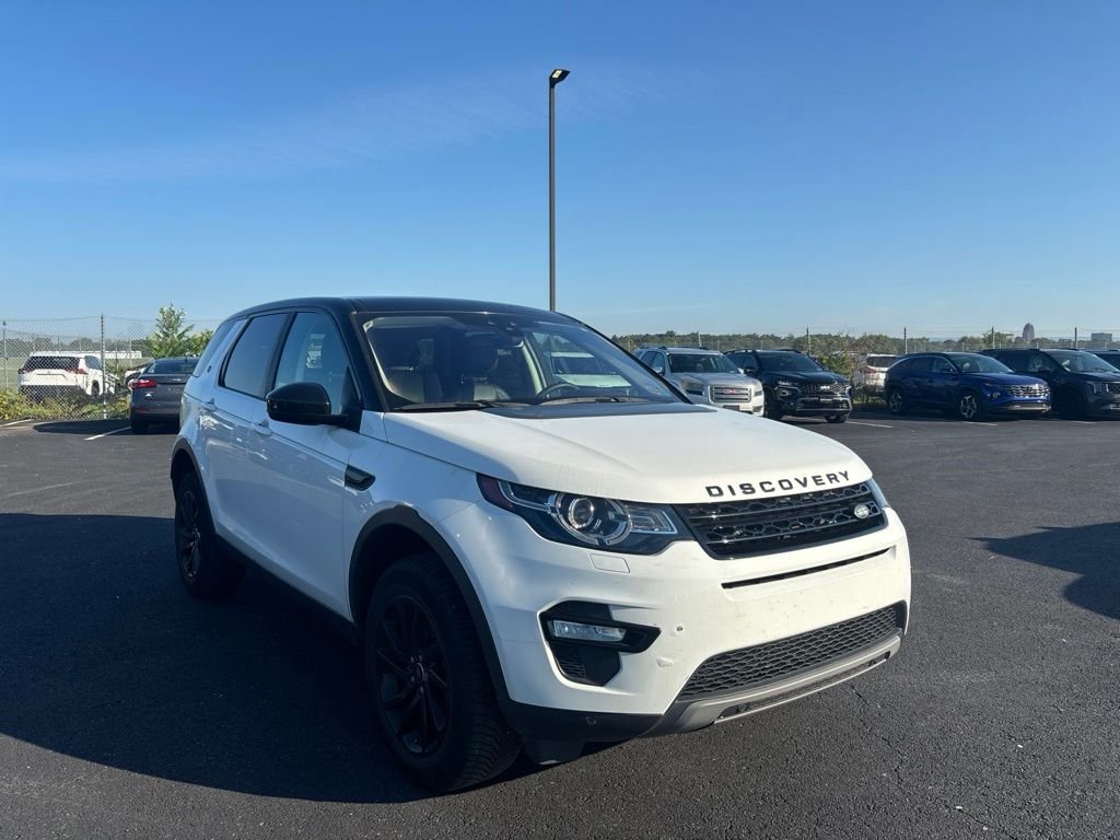 Used 2018  Land Rover HSE image 1