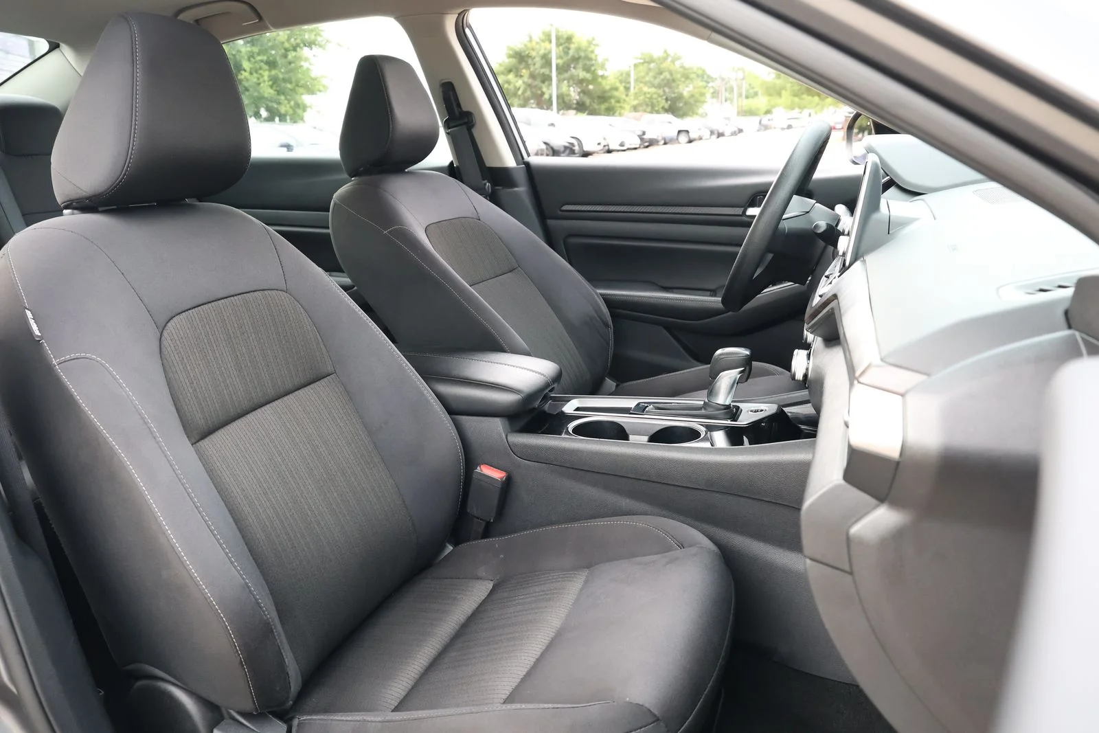 Used 2024 Gray Nissan 2.5 SV image 28