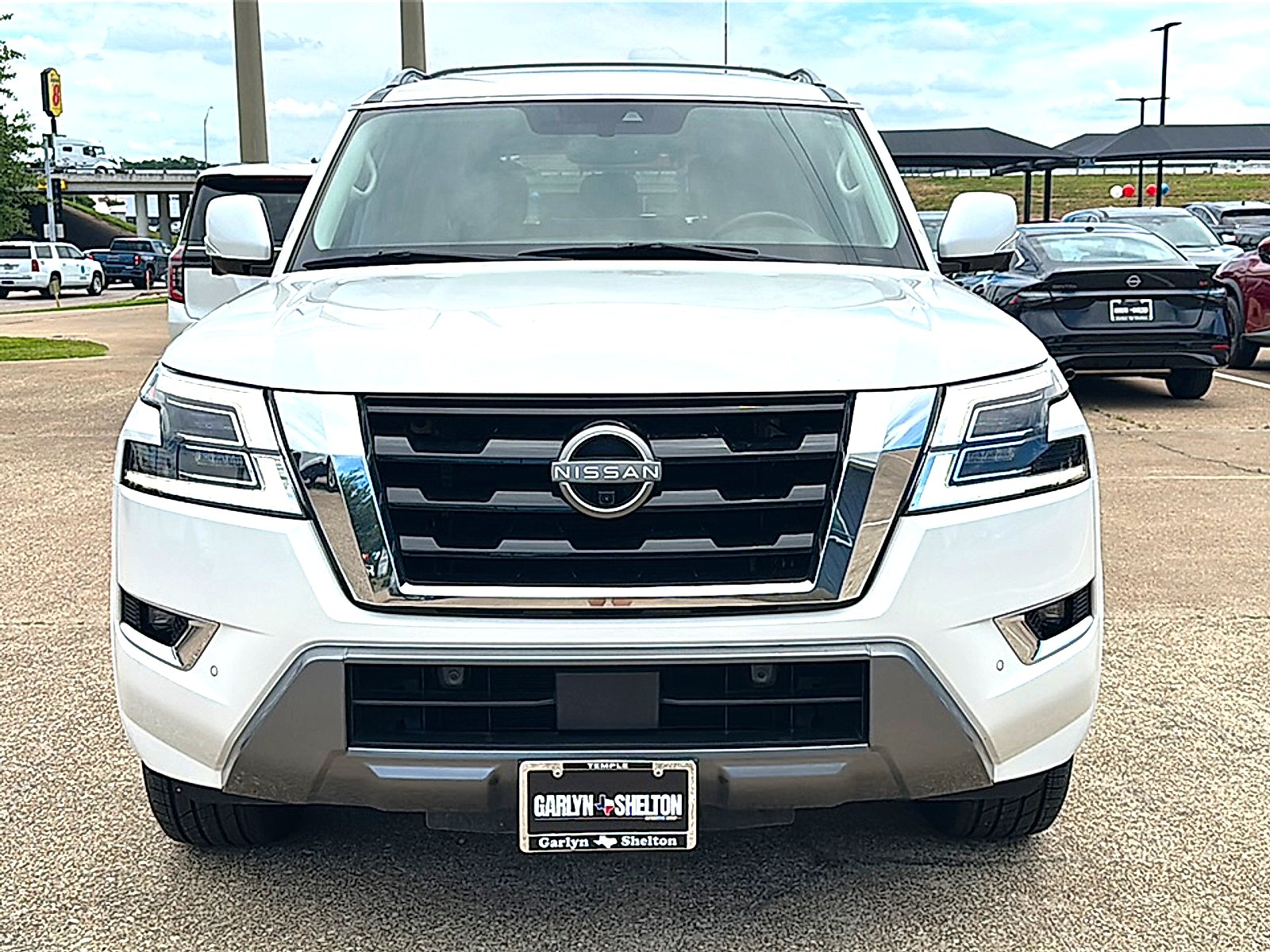 Used 2022 Aspen White TriCoat Pearl Nissan SL 2WD image 11