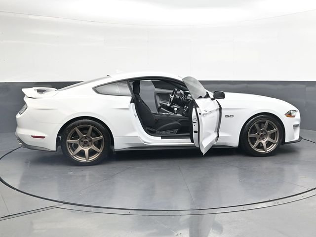Used 2020 White Ford GT image 36