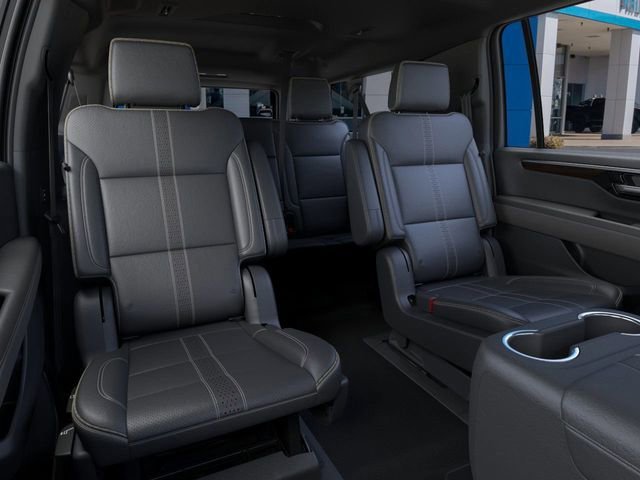 2026 Chevrolet Suburban High Country - Photo 18