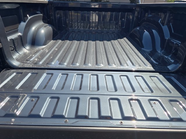 New 2027 Forged Blue Metallic Exterior Paint RAM Big Horn/Lone Star image 37