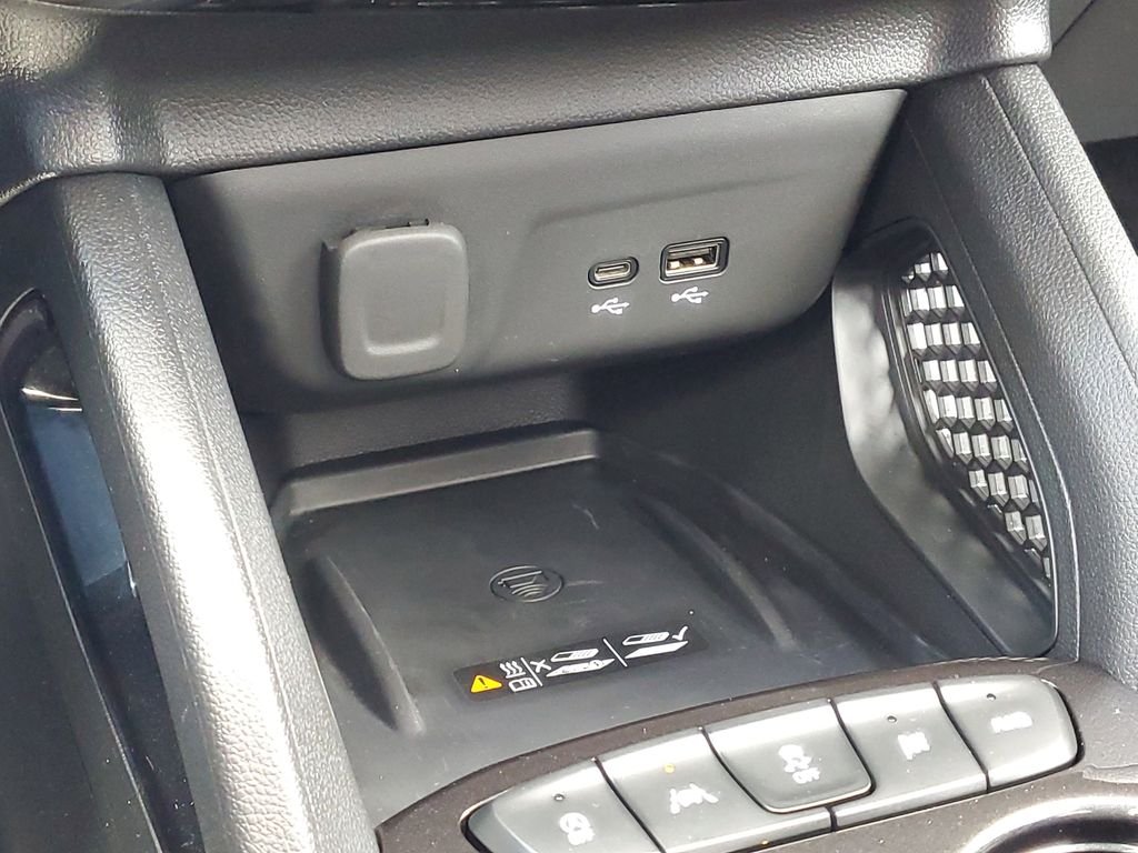 Used 2024 Blue Chevrolet ACTIV image 27