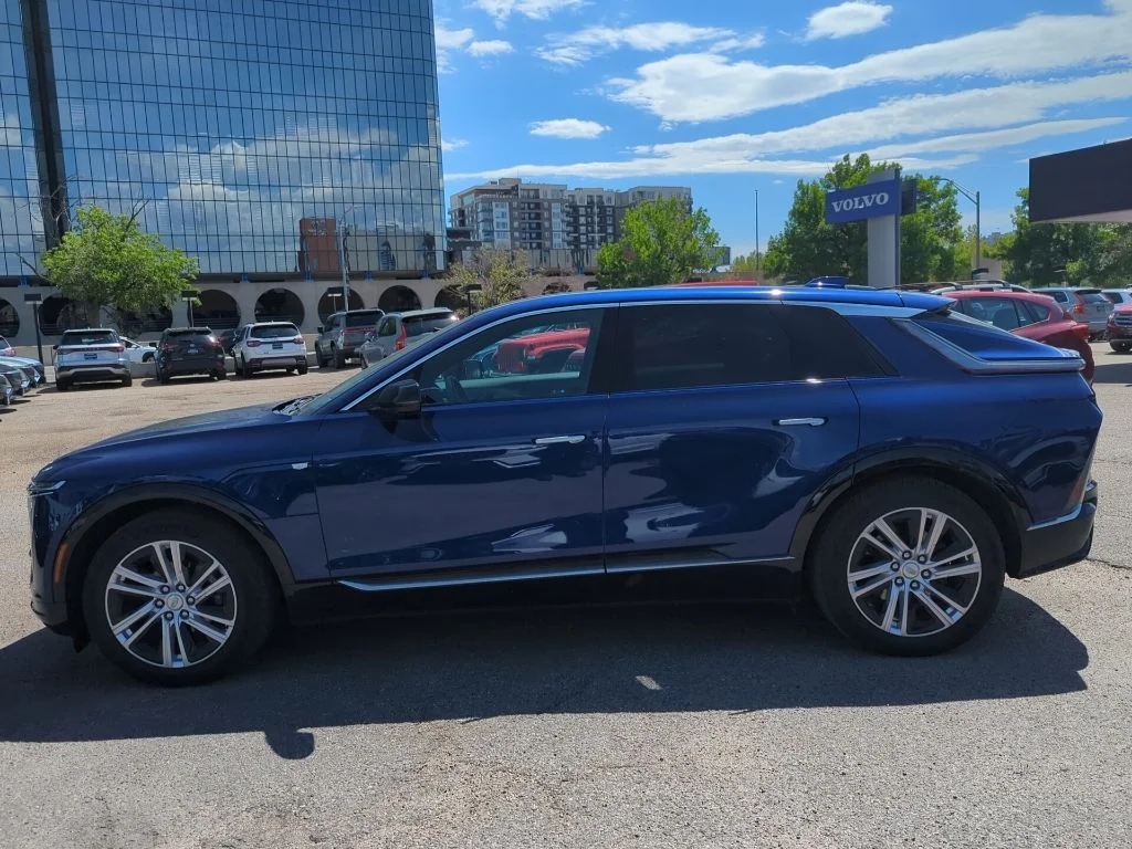 Used 2024 Blue Cadillac Tech image 4