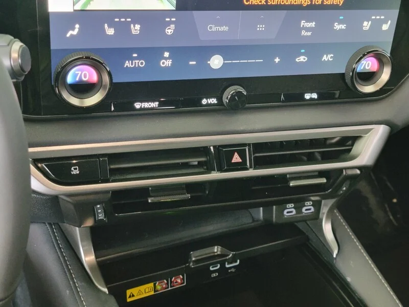 2023 Lexus RX 350 - Photo 25